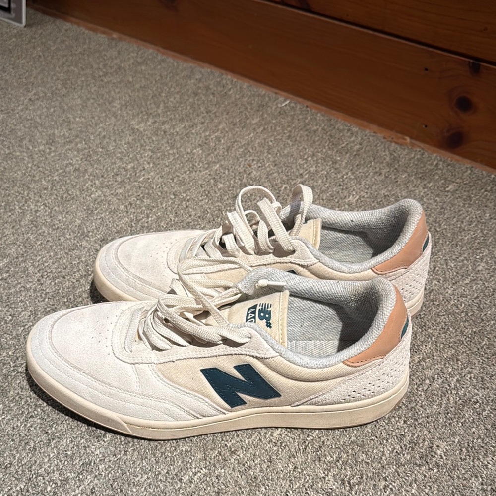 New Balance 440 shoes